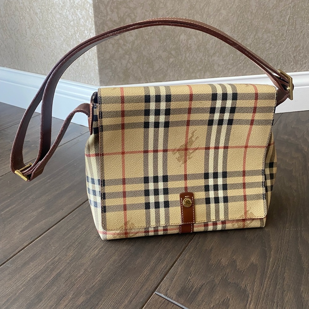 AUTHENTIC BURBERRY HAYMARKET PRINT SHOULDER HANDBAG - Picture 2 of 16